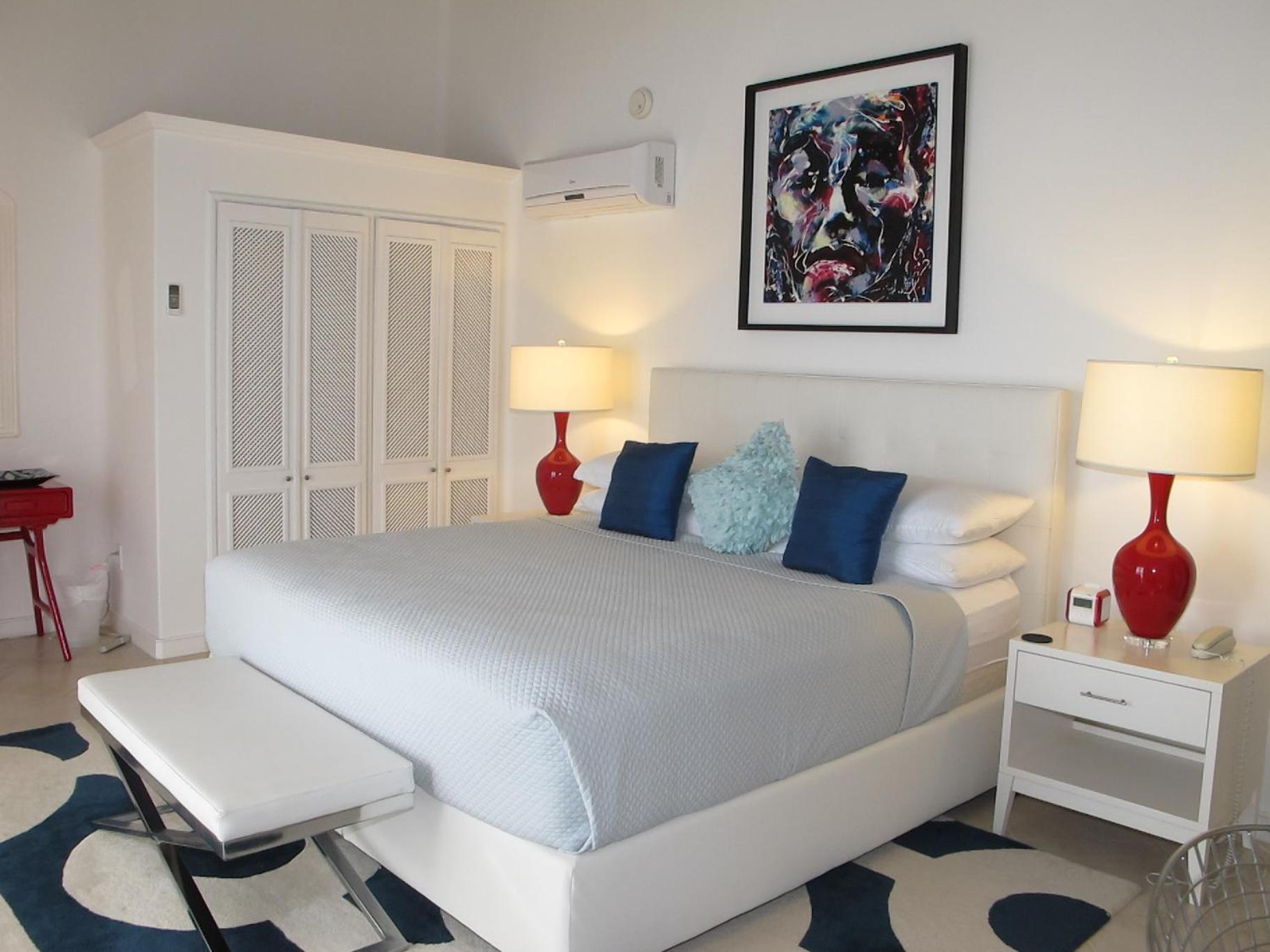 Port St. Charles Hotel Сейнт Питър Екстериор снимка
