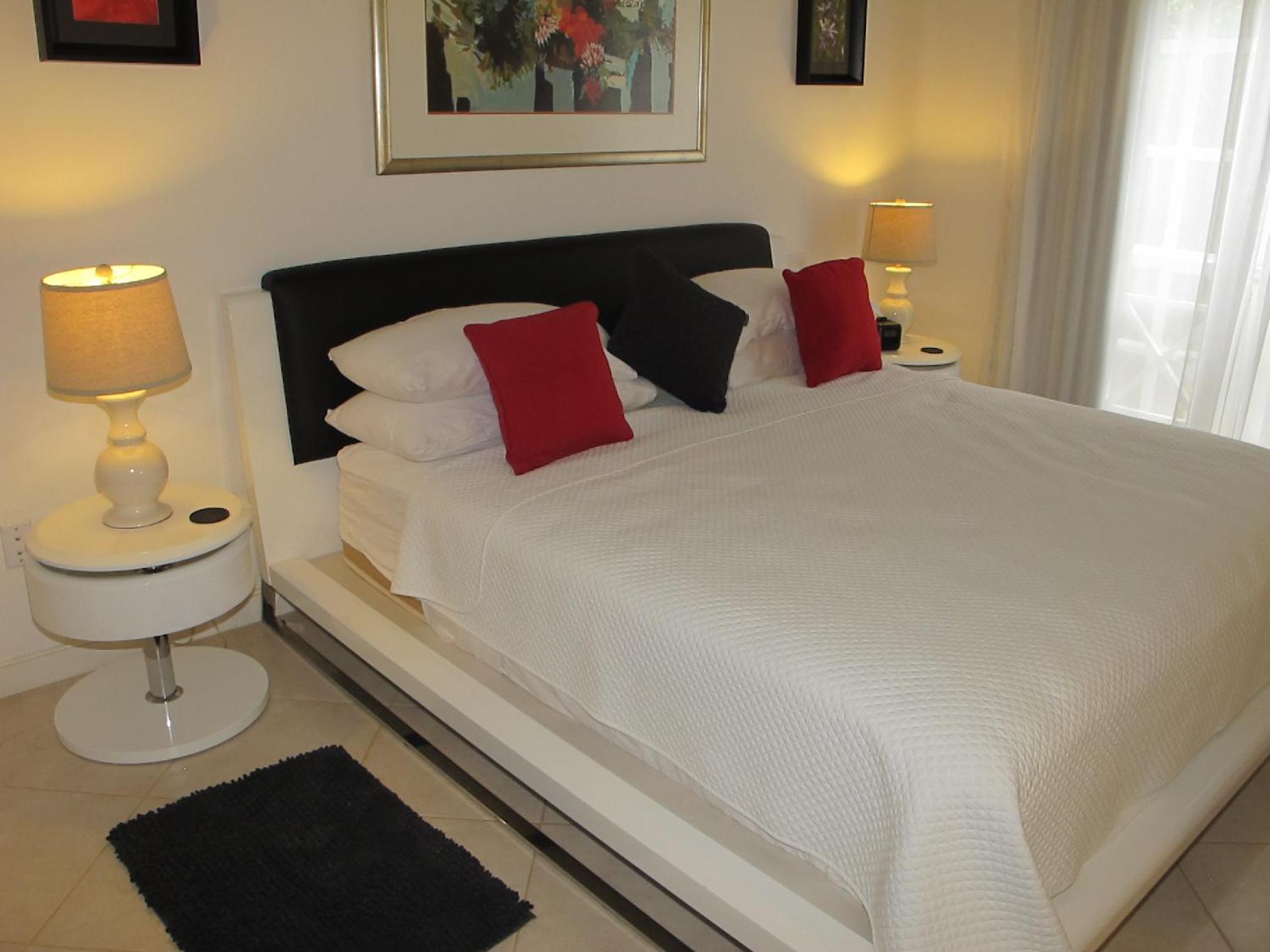 Port St. Charles Hotel Сейнт Питър Екстериор снимка